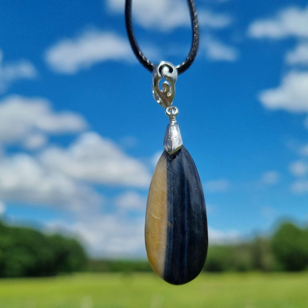 Pendentif Oeil de Faucon